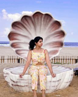 Iris Vatrana feet photo 20