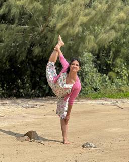 Iris Vatrana feet photo 4