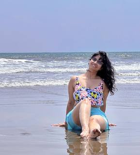 Iris Vatrana feet photo 13