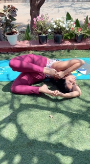 Iris Vatrana feet photo 9
