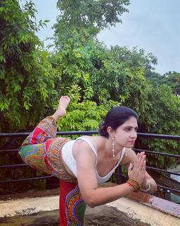 Iris Vatrana feet photo 15