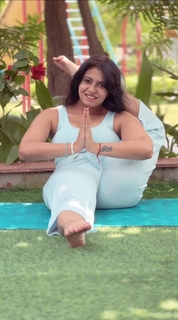Iris Vatrana feet photo 3