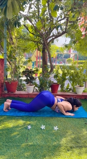 Iris Vatrana feet photo 8