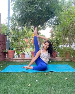 Iris Vatrana feet photo 7