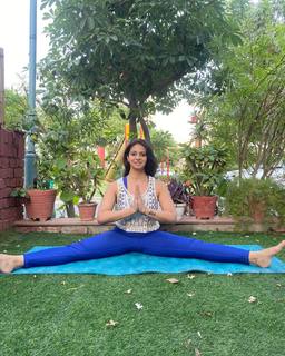 Iris Vatrana feet photo 5