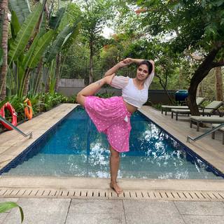 Iris Vatrana feet photo 4
