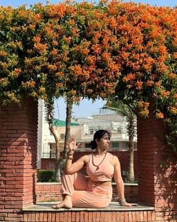 Iris Vatrana feet photo 20
