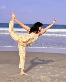 Iris Vatrana feet photo 16