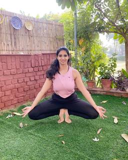Iris Vatrana feet photo 7