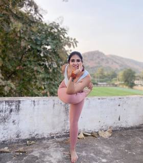 Iris Vatrana feet photo 6