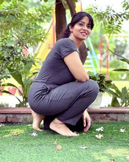 Iris Vatrana feet photo 15