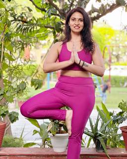 Iris Vatrana feet photo 19
