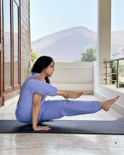 Iris Vatrana feet photo 2