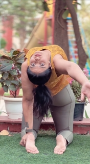 Iris Vatrana feet photo 4