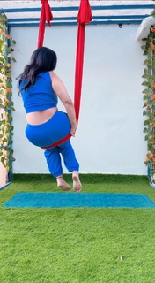 Iris Vatrana feet photo 3
