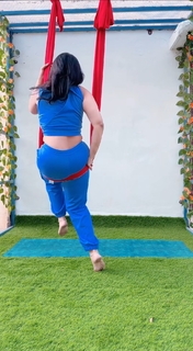 Iris Vatrana feet photo 2