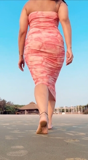 Iris Vatrana feet photo 1