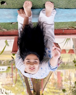 Iris Vatrana feet photo 1
