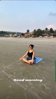 Iris Vatrana feet photo 18