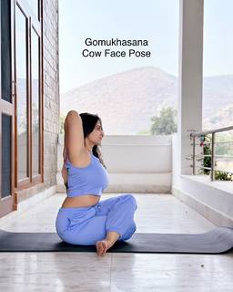Iris Vatrana feet photo 2