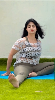 Iris Vatrana feet photo 18