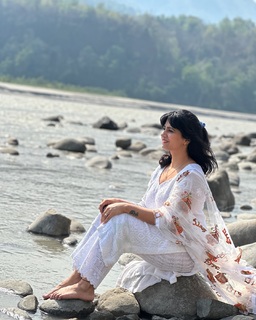 Iris Vatrana feet photo 13