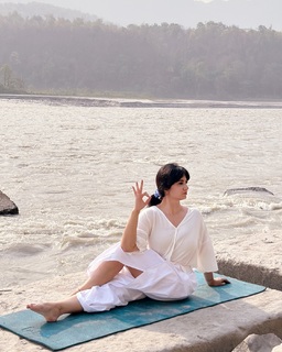 Iris Vatrana feet photo 8