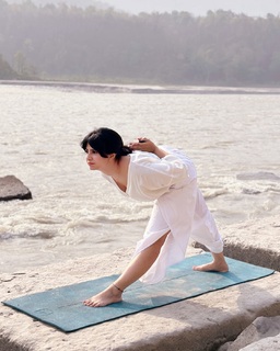 Iris Vatrana feet photo 2