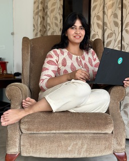 Iris Vatrana feet photo 15