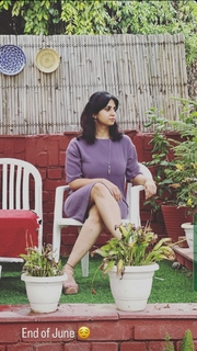 Iris Vatrana feet photo 1
