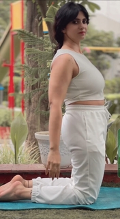 Iris Vatrana feet photo 9