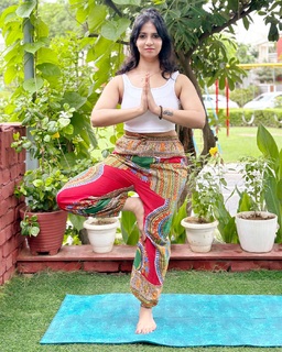 Iris Vatrana feet photo 18
