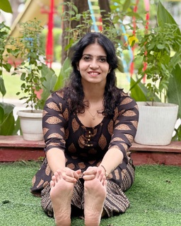 Iris Vatrana feet photo 16