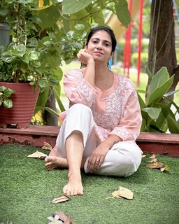 Iris Vatrana feet photo 14