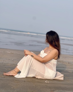 Iris Vatrana feet photo 2