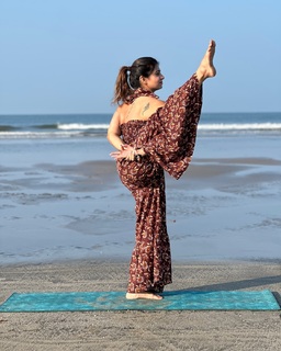 Iris Vatrana feet photo 16