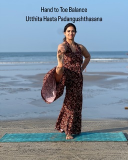 Iris Vatrana feet photo 7