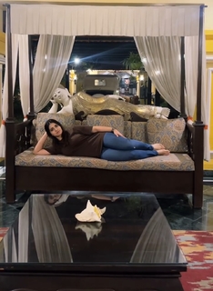 Iris Vatrana feet photo 3