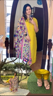 Iris Vatrana feet photo 12