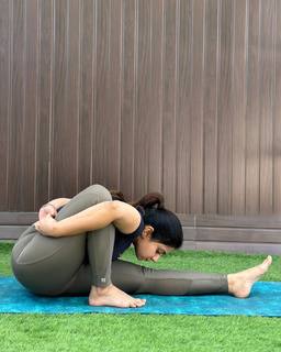 Iris Vatrana feet photo 7