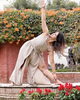 Iris Vatrana feet photo 14