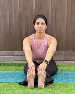 Iris Vatrana feet photo 10