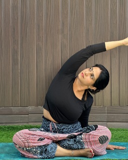 Iris Vatrana feet photo 2