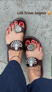 Iris Vatrana feet photo 16
