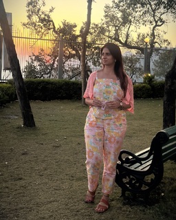 Iris Vatrana feet photo 12