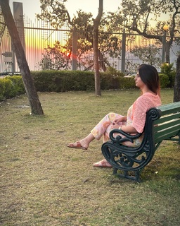 Iris Vatrana feet photo 11