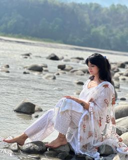 Iris Vatrana feet photo 14