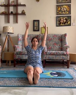 Iris Vatrana feet photo 18