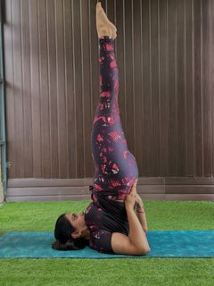 Iris Vatrana feet photo 2