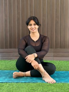 Iris Vatrana feet photo 12